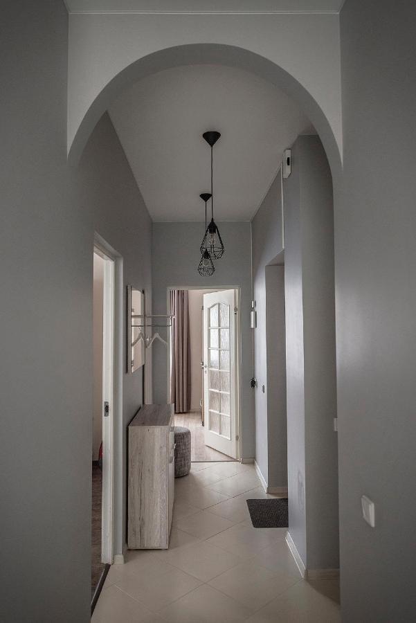 Appartement Valeri Aprtment à Kaunas Extérieur photo