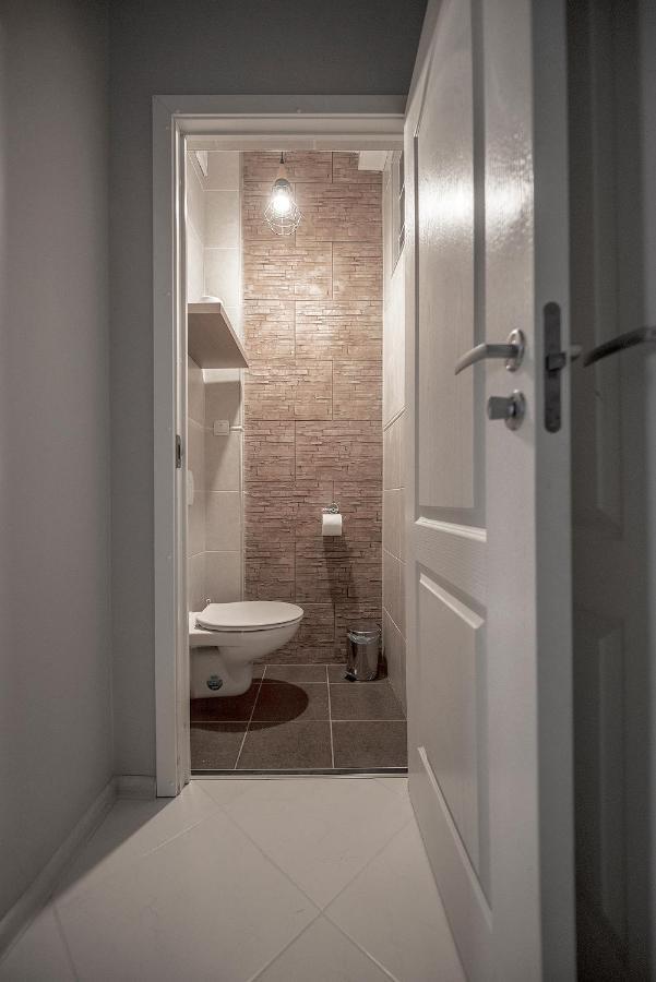 Appartement Valeri Aprtment à Kaunas Extérieur photo