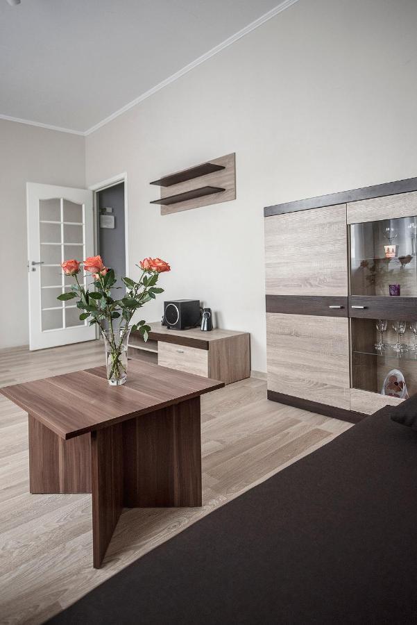 Appartement Valeri Aprtment à Kaunas Extérieur photo